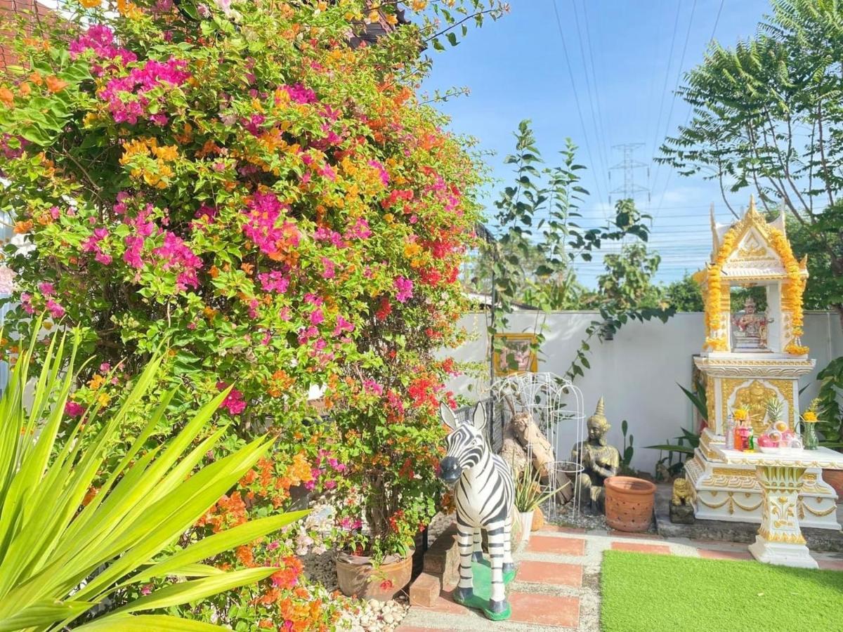 Villa Wan Wan พูลวิลล่า พัทยา Nong Prue